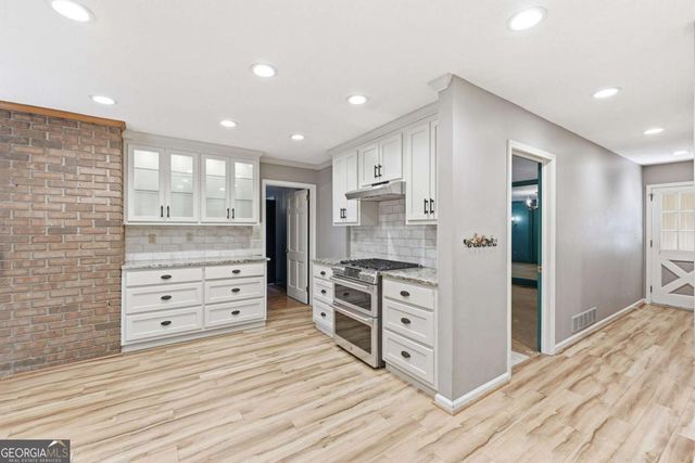 257 Club Drive, Gainesville, GA 30506