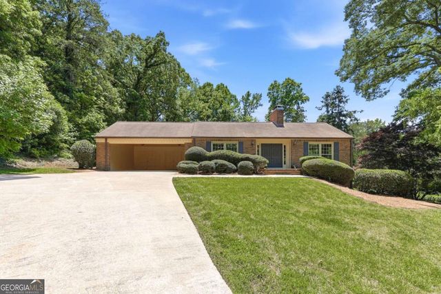 257 Club Drive, Gainesville, GA 30506