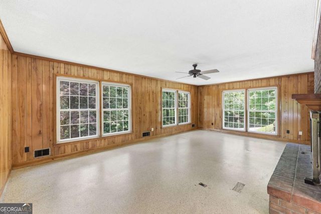 257 Club Drive, Gainesville, GA 30506