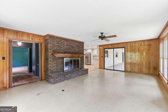 257 Club Drive, Gainesville, GA 30506