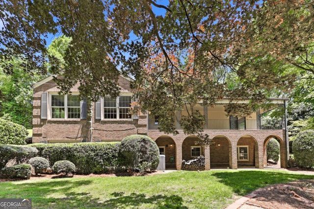 257 Club Drive, Gainesville, GA 30506
