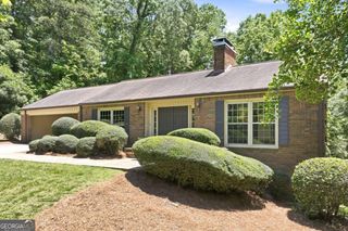 257 Club Drive, Gainesville, GA 30506