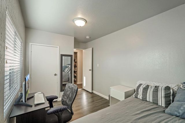 3512 Riverside Dr, Riverbank, CA 95367