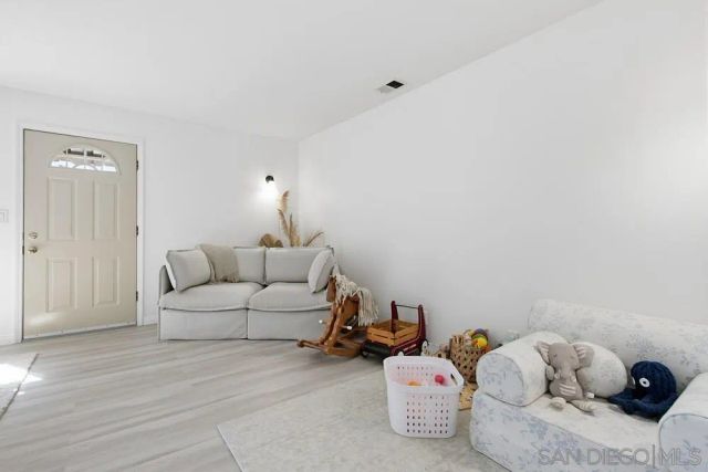 1654 LINWOOD ST, San Diego, CA 92103