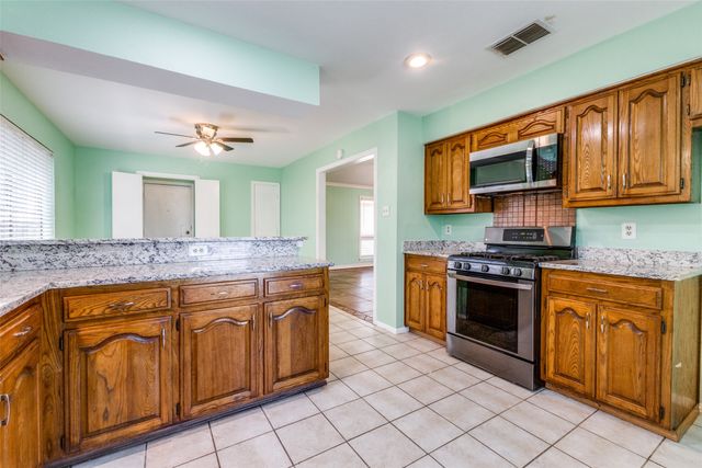 1308 Choctaw Drive, Mesquite, TX 75149