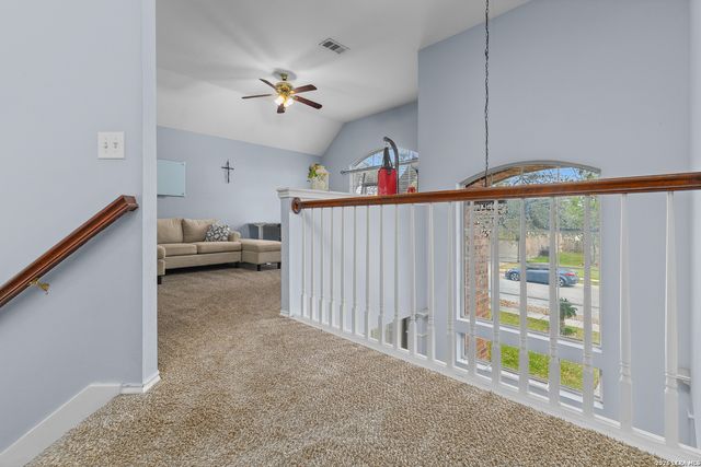 718 Wildgrove Ln, San Antonio, TX 78258