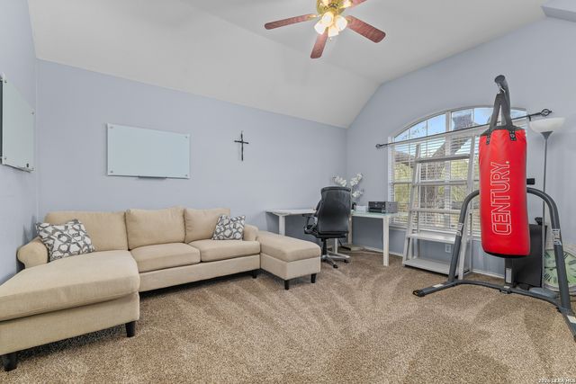 718 Wildgrove Ln, San Antonio, TX 78258