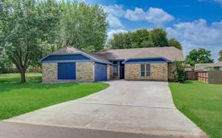13215 Bunker Hill Drive, Willis, TX 77318