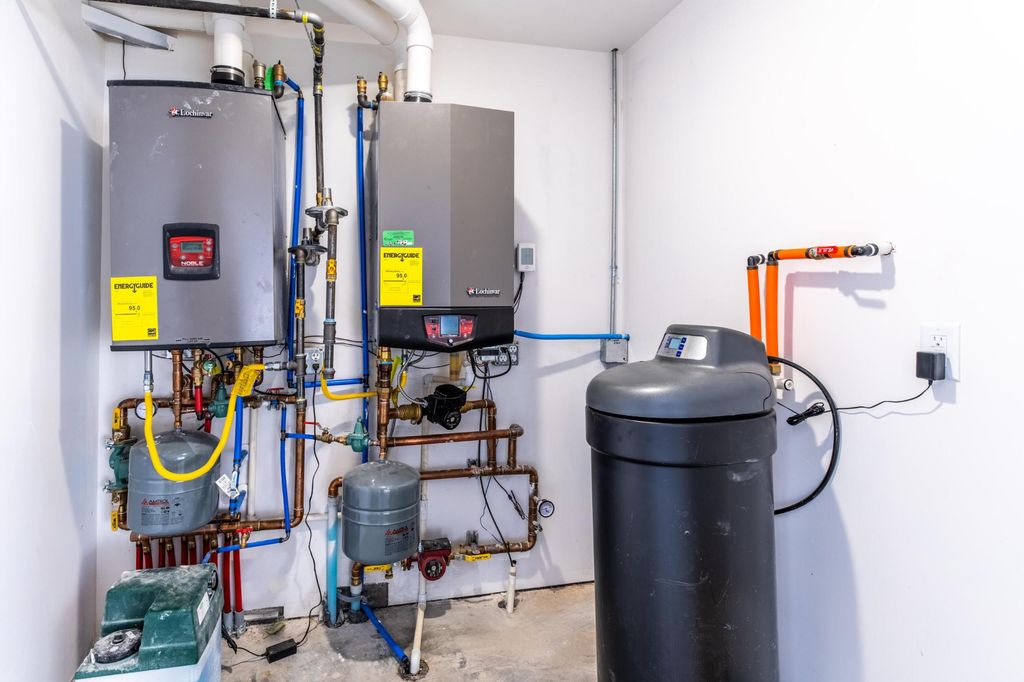 200 Airport Road E-154s, E-176s, E-196s, Hamilton, MT 59840 photo 14