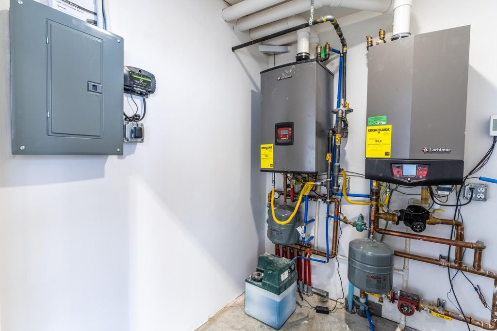 200 Airport Road E-154s, E-176s, E-196s, Hamilton, MT 59840 photo 15