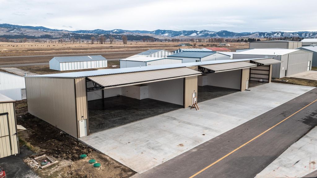 200 Airport Road E-154s, E-176s, E-196s, Hamilton, MT 59840 photo 2