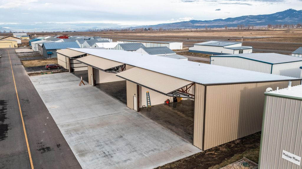 200 Airport Road E-154s, E-176s, E-196s, Hamilton, MT 59840 photo 3