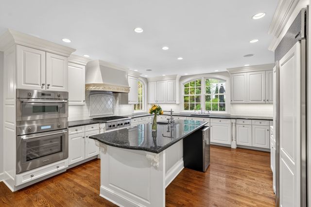 97 Arnold Road, Wellesley, MA 02481
