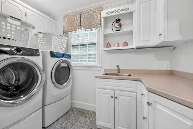 97 Arnold Road, Wellesley, MA 02481