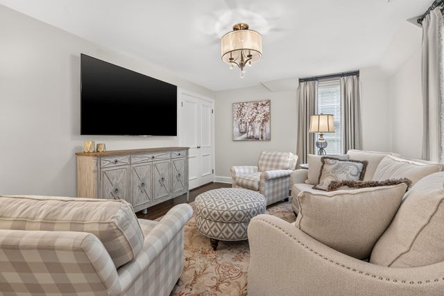 97 Arnold Road, Wellesley, MA 02481