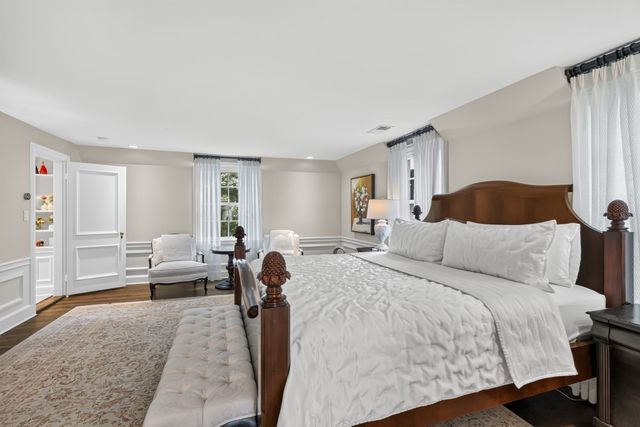 97 Arnold Road, Wellesley, MA 02481