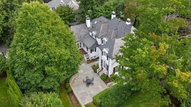 97 Arnold Road, Wellesley, MA 02481