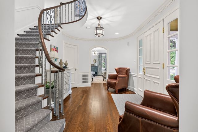 97 Arnold Road, Wellesley, MA 02481