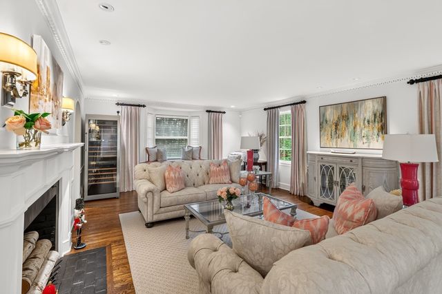 97 Arnold Road, Wellesley, MA 02481