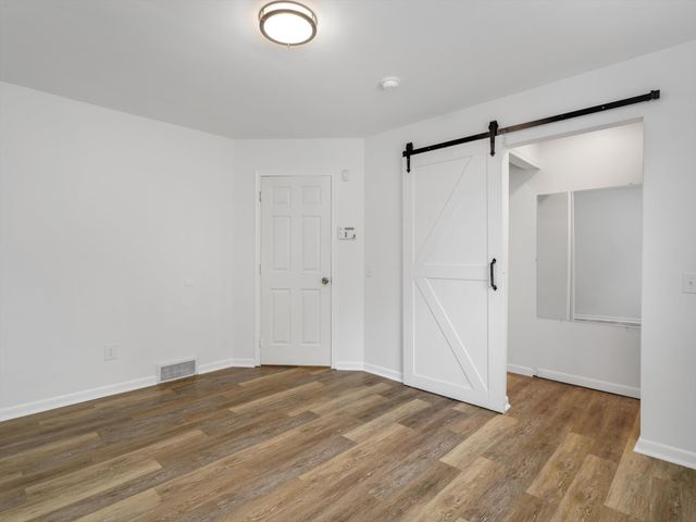 3941 Loch Drive, Highland Twp, MI 48357