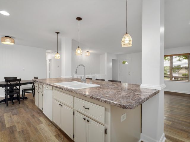 3941 Loch Drive, Highland Twp, MI 48357