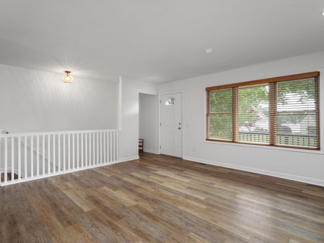 3941 Loch Drive, Highland Twp, MI 48357