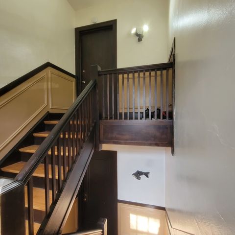 5632 N Rockwell Street, Chicago, IL 60659