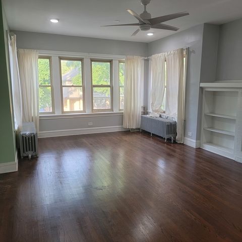 5632 N Rockwell Street, Chicago, IL 60659