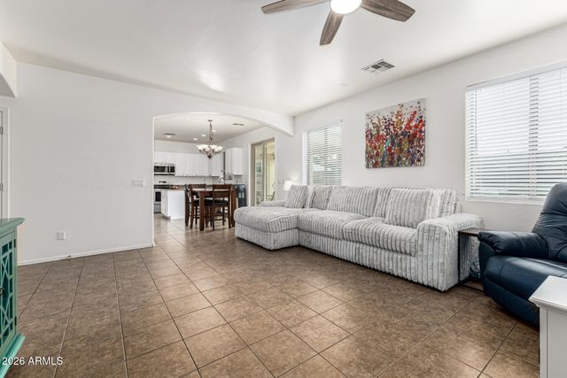 28384 N DESERT NATIVE Street, San Tan Valley, AZ 85143