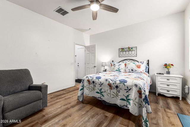 28384 N DESERT NATIVE Street, San Tan Valley, AZ 85143