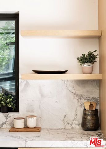 9064 Harland Avenue, West Hollywood, CA 90069