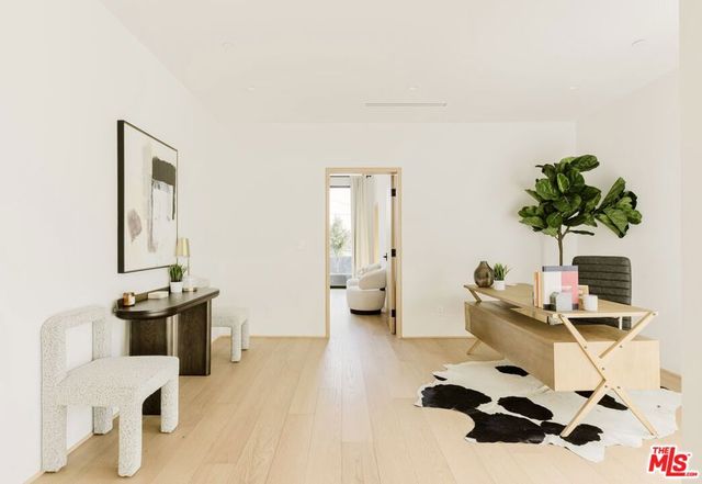 9064 Harland Avenue, West Hollywood, CA 90069