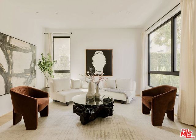 9064 Harland Avenue, West Hollywood, CA 90069