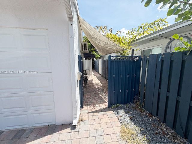 214 NE 108th Back Unit, Miami, FL 33161