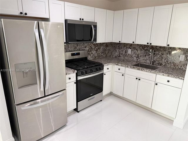 214 NE 108th Back Unit, Miami, FL 33161
