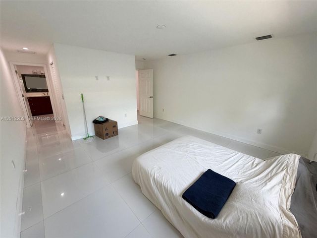 214 NE 108th Back Unit, Miami, FL 33161