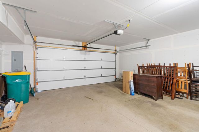 9652 Unity Lane N, Brooklyn Park, MN 55443