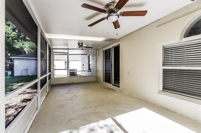 949 CASCADES PARK TRAIL, Deland, FL 32720