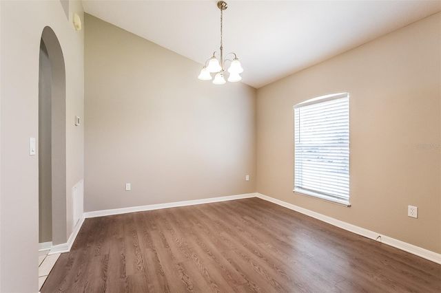 949 CASCADES PARK TRAIL, Deland, FL 32720