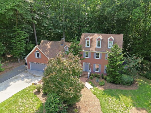 11433 Horsemans Trail, Raleigh, NC 27613