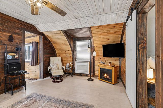 642 Swains Lake Drive, Pulaski Twp, MI 49237