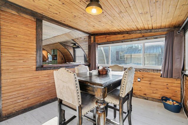 642 Swains Lake Drive, Pulaski Twp, MI 49237