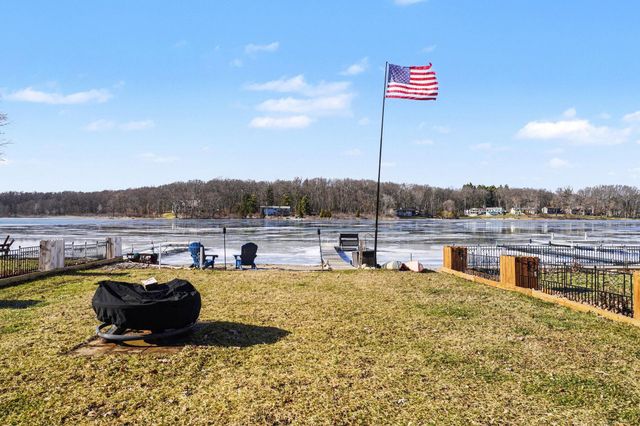 642 Swains Lake Drive, Pulaski Twp, MI 49237