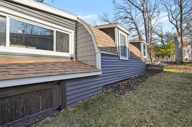 642 Swains Lake Drive, Pulaski Twp, MI 49237