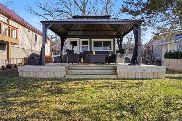 642 Swains Lake Drive, Pulaski Twp, MI 49237