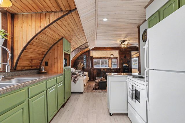 642 Swains Lake Drive, Pulaski Twp, MI 49237