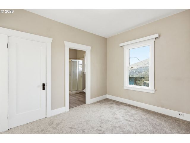 923 FULTON St, Wasco, OR 97065