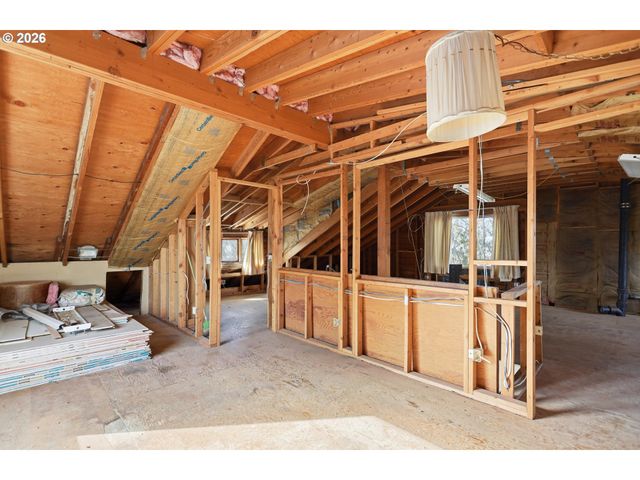 923 FULTON St, Wasco, OR 97065