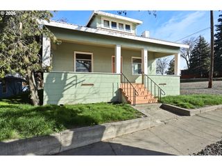 923 FULTON St, Wasco, OR 97065