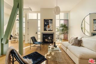 1912 Broadway 207, Santa Monica, CA 90404